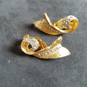 Sarah Coventry Earrings